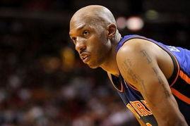 比卢普斯个人资料,篮球场上的璀璨明星，赛场内外的人生传奇